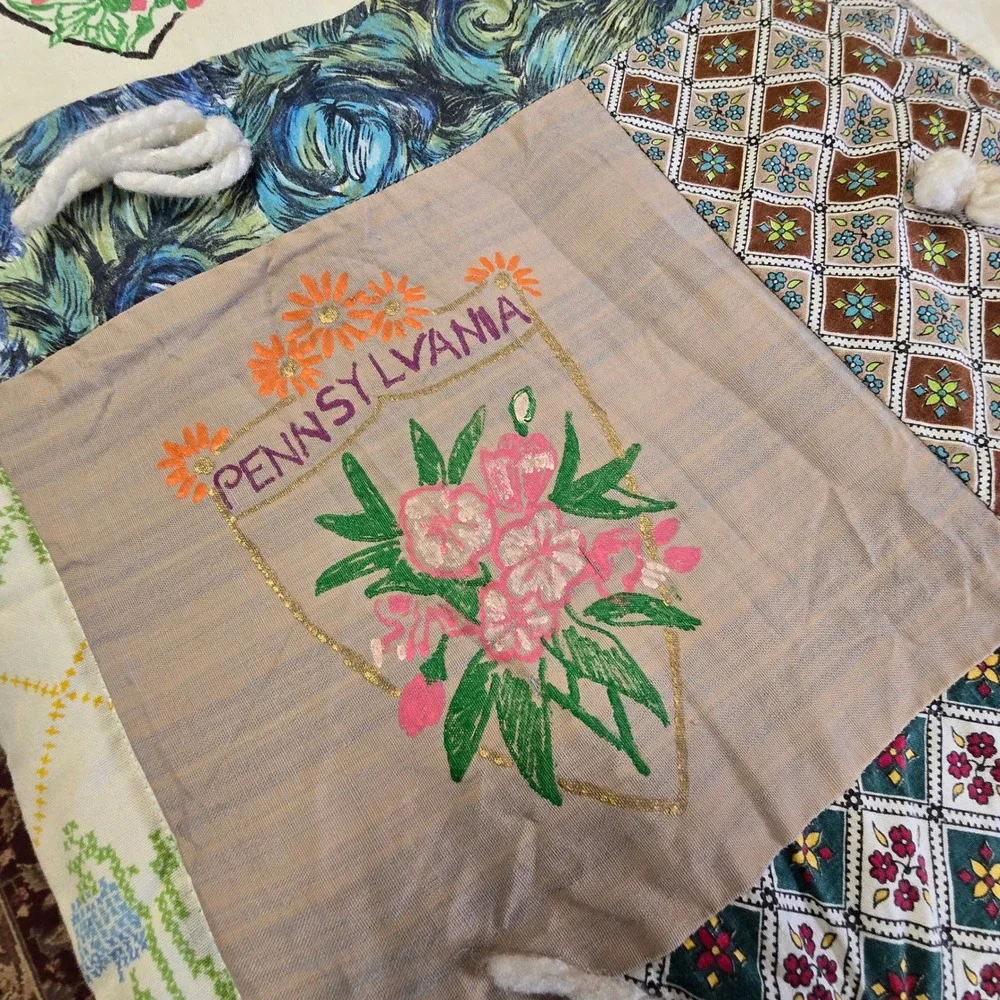 Vintage Handmade Quilt USA State Flowers Patchwork Folk Art Cottagecore 57x90